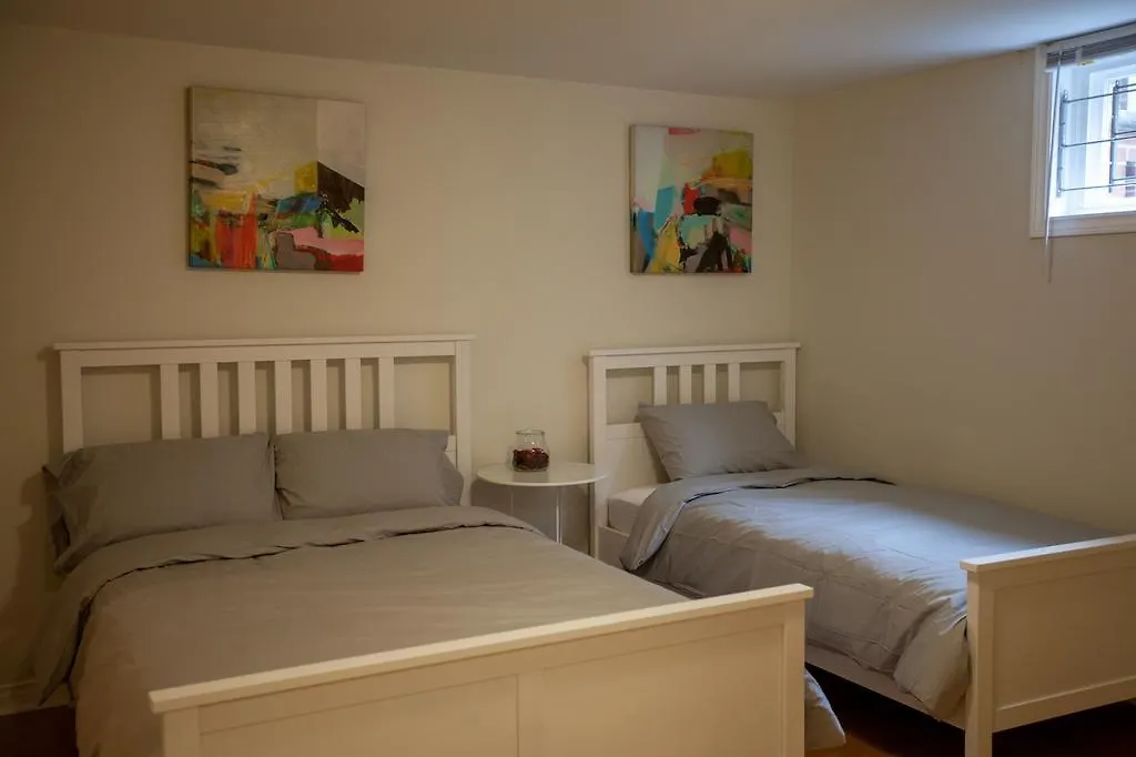 多伦多邓肯公园民宿 Toronto Duncan Park Guesthouse 招待所