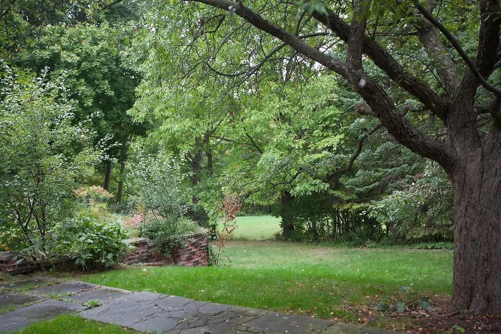 多伦多邓肯公园民宿 Toronto Duncan Park Guesthouse