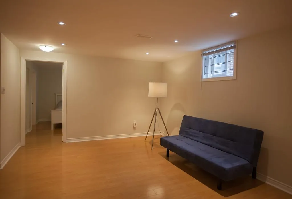 多伦多邓肯公园民宿 Toronto Duncan Park Guesthouse 0*,  加拿大
