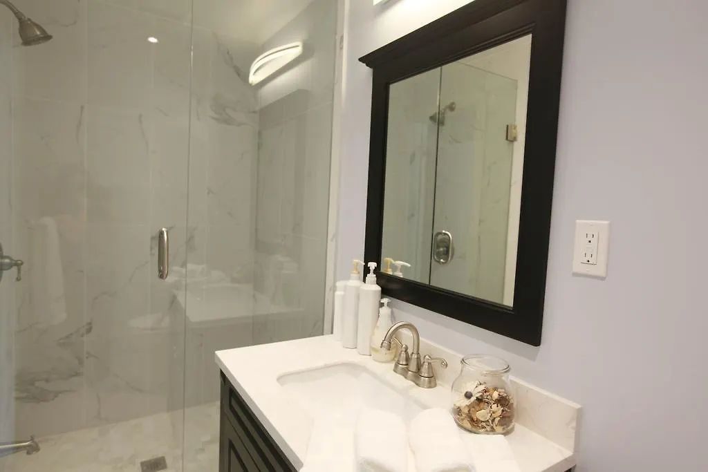 多伦多邓肯公园民宿 Toronto Duncan Park Guesthouse Guest house